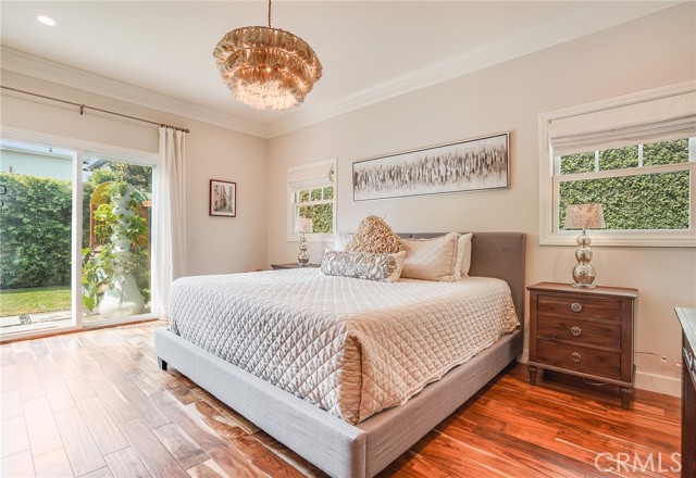 2002 Robinson Street, Redondo Beach, California 90278, 3 Bedrooms Bedrooms, ,2 BathroomsBathrooms,Residential,Sold,Robinson,PV21181666