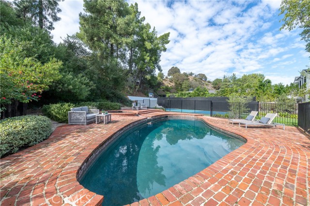 Detail Gallery Image 31 of 45 For 17153 Adlon Rd, Encino,  CA 91436 - 5 Beds | 5/1 Baths