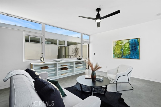 1121 Abbot Kinney Boulevard, Venice CA: https://media.crmls.org/medias/cc1173f5-5b1b-4464-b509-0ccd19232ca4.jpg