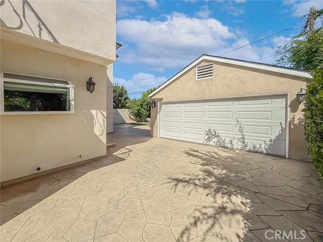 Detail Gallery Image 55 of 58 For 5960 Balcom, Encino,  CA 91316 - 4 Beds | 4 Baths