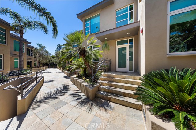 Detail Gallery Image 1 of 43 For 1569 N Coast #3,  Laguna Beach,  CA 92651 - 2 Beds | 2 Baths