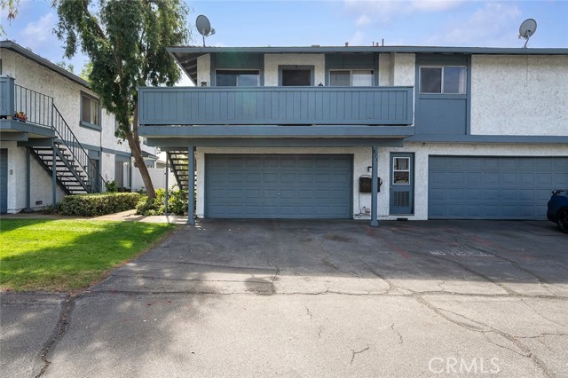 Detail Gallery Image 13 of 17 For 871 W 13th St #4,  Azusa,  CA 91702 - 2 Beds | 1 Baths