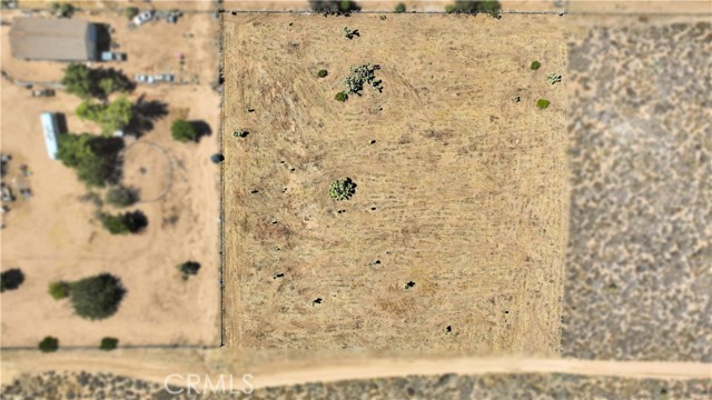0 Bandicoot Trail, Oak Hills CA: https://media.crmls.org/medias/cc1502b9-9171-40ce-9381-627df748a210.jpg