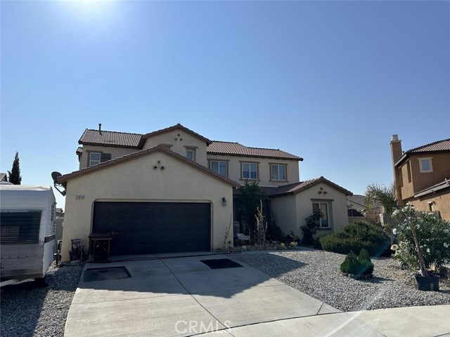 Detail Gallery Image 2 of 3 For 37854 Old Adobe Court, Palmdale,  CA 93552 - 5 Beds | 4 Baths