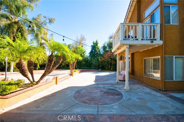 Detail Gallery Image 14 of 15 For 16 Los Felis, Pomona,  CA 91766 - 4 Beds | 4 Baths