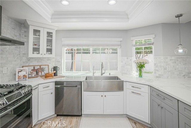 976 Northwood Avenue, Brea CA: https://media.crmls.org/medias/cc1652fa-e76c-41a3-85c8-77f745f3855d.jpg