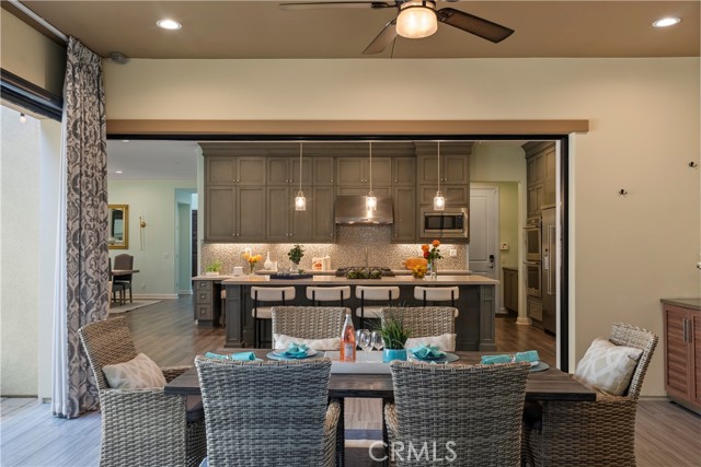 46 Dogwood, Lake Forest CA: https://media.crmls.org/medias/cc17ee6d-5bb3-4312-8c61-abac181b72dc.jpg
