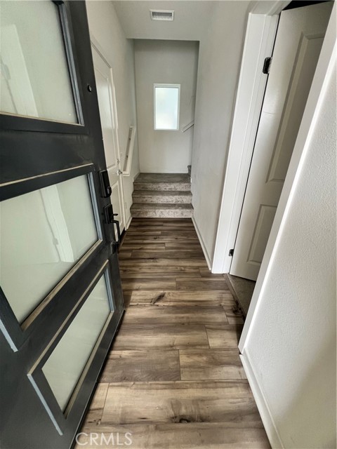 Detail Gallery Image 3 of 30 For 4472 S Bryant Paseo, Ontario,  CA 91762 - 4 Beds | 3/1 Baths