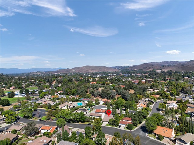 Detail Gallery Image 30 of 36 For 1072 Evenstar Ave, Westlake Village,  CA 91361 - 4 Beds | 2 Baths