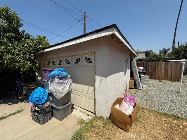 4041 Eagle Street, Los Angeles CA: https://media.crmls.org/medias/cc194573-d435-4f12-a5c7-3c6a07fe845a.jpg