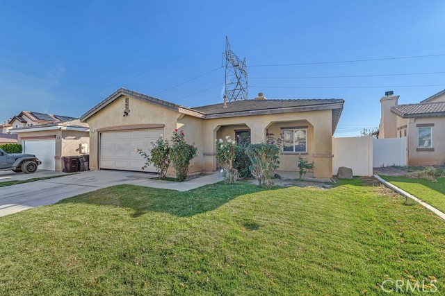 Detail Gallery Image 2 of 33 For 14657 Polo, Victorville,  CA 92394 - 4 Beds | 2 Baths