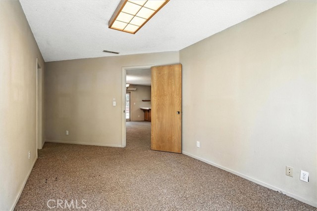 5783 Chowchilla Mountain Road, Mariposa CA: https://media.crmls.org/medias/cc1afbdf-4513-4936-8c9e-14a50af6d568.jpg