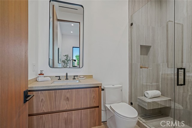 4219 Costello Avenue, Sherman Oaks CA: https://media.crmls.org/medias/cc1c81bd-605d-4c3a-ac32-96b382d6d746.jpg
