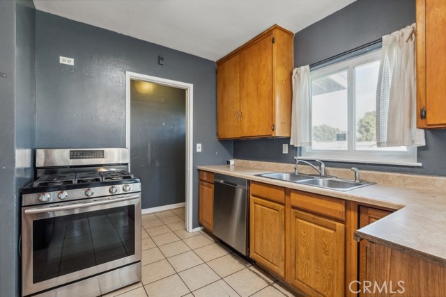 Detail Gallery Image 11 of 31 For 2982 Jane St, Riverside,  CA 92506 - 4 Beds | 2 Baths