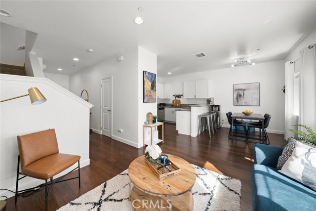 Detail Gallery Image 6 of 40 For 949 Humbert Avenue, San Luis Obispo,  CA 93401 - 3 Beds | 2/1 Baths