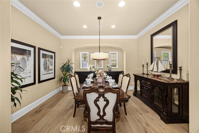 Detail Gallery Image 13 of 42 For 19668 Three Oaks Ln,, Walnut,  CA 91789 - 4 Beds | 4/1 Baths