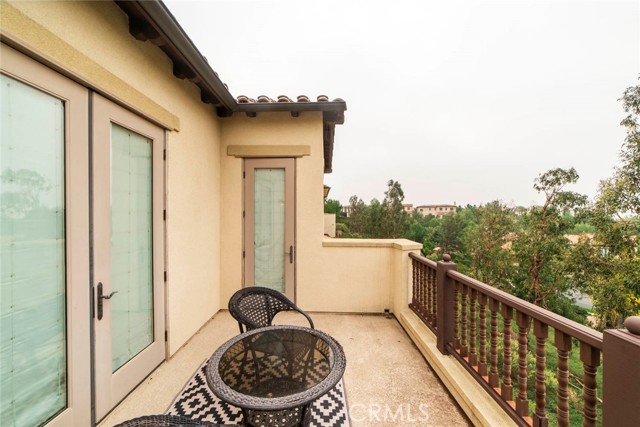 126 Long Fence, Irvine CA: https://media.crmls.org/medias/cc1d7cee-9a4b-4582-afeb-da687fe63bea.jpg