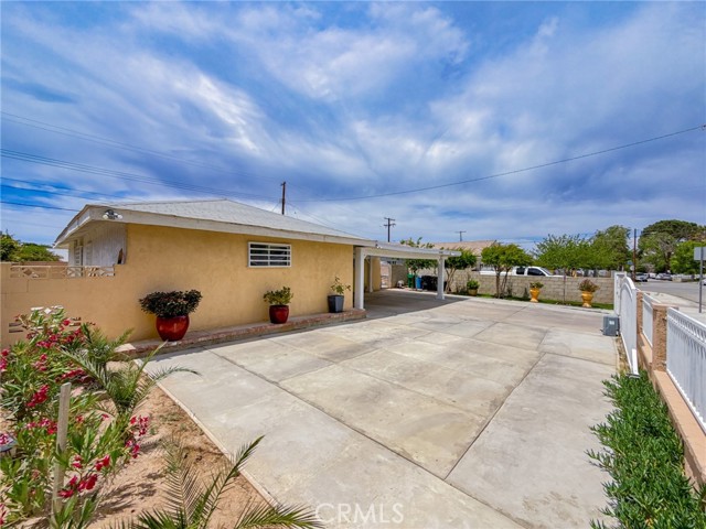 Detail Gallery Image 3 of 47 For 45431 Sancroft Ave, Lancaster,  CA 93535 - 4 Beds | 2 Baths