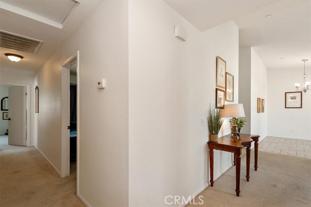 905 Broadway Avenue, Barstow CA: https://media.crmls.org/medias/cc1ed110-68bb-458e-be4f-cfa0aee47443.jpg