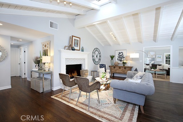 Detail Gallery Image 2 of 24 For 554 Hazel Dr, Corona Del Mar,  CA 92625 - 3 Beds | 2 Baths