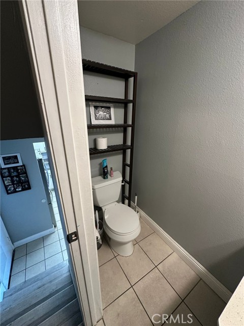 Detail Gallery Image 9 of 21 For 6951 E Gage Ave, Commerce,  CA 90040 - 2 Beds | 2/1 Baths