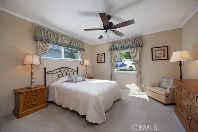Detail Gallery Image 18 of 37 For 2900 Manhattan Ave, La Crescenta,  CA 91214 - 3 Beds | 2 Baths