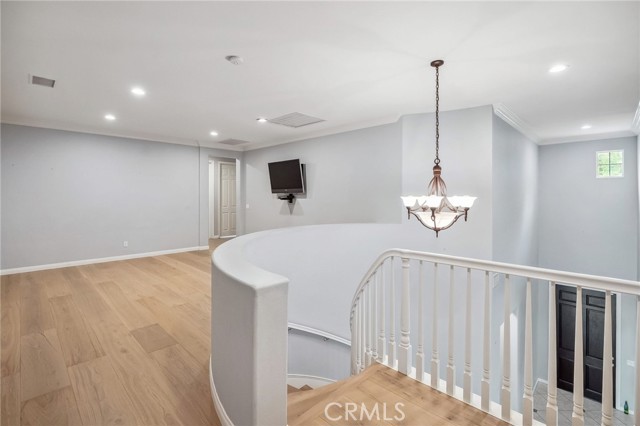 Detail Gallery Image 30 of 72 For 24274 Reyes Adobe Way, Valencia,  CA 91354 - 5 Beds | 4/1 Baths