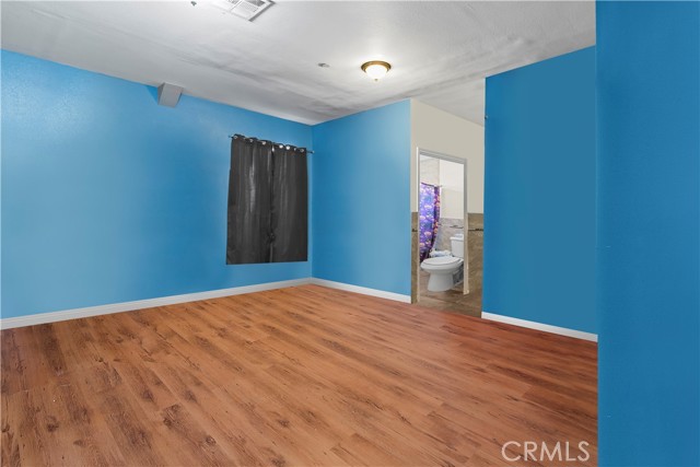 710 E 2nd Street, Santa Ana CA: https://media.crmls.org/medias/cc206dde-89b9-41d5-8953-c804e68b8915.jpg