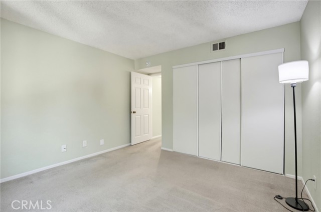 460 Oak Street, 215 photo 20