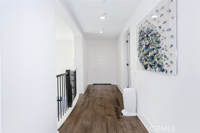 Detail Gallery Image 34 of 69 For 20300 W Windsor Ln, Northridge,  CA 91326 - 5 Beds | 6 Baths