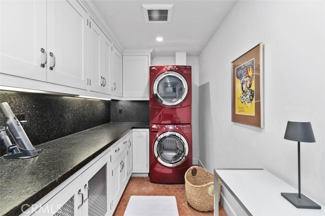 Image 32 of 30 For 282 Argonne Avenue