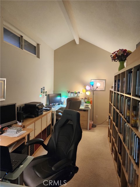 20334 Rue Crevier, Canyon Country CA: https://media.crmls.org/medias/cc22229a-be68-4c75-a911-387d5c49435c.jpg
