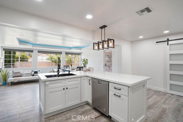 1425 Pride St photo 7