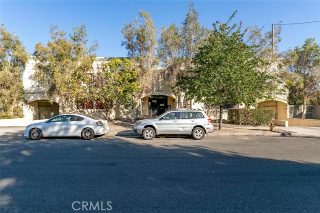 10894 Olinda Street, Sun Valley CA: https://media.crmls.org/medias/cc2381e9-c1f8-4dfd-be99-87245f30194d.jpg