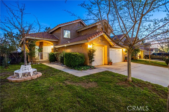 Detail Gallery Image 2 of 48 For 1806 E Mesa Dr, Lancaster,  CA 93535 - 4 Beds | 3 Baths