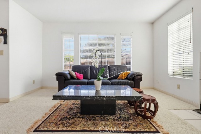 Detail Gallery Image 5 of 68 For 7114 Wyngate St, Tujunga,  CA 91042 - 3 Beds | 2/1 Baths