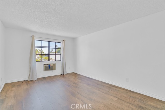 Detail Gallery Image 11 of 15 For 18530 Hatteras Street #209,  Tarzana,  CA 91356 - 1 Beds | 1 Baths