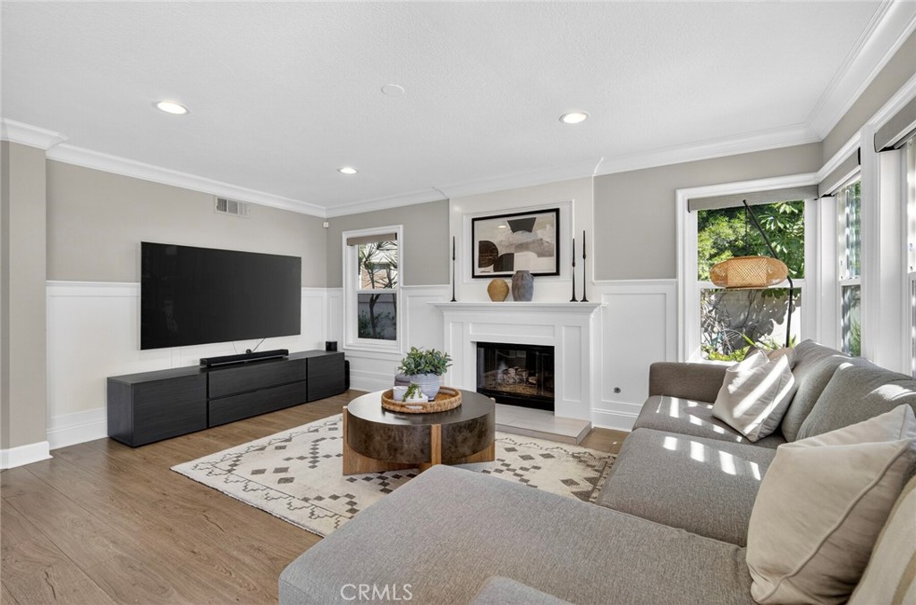 MLS #OC26040336 image #18