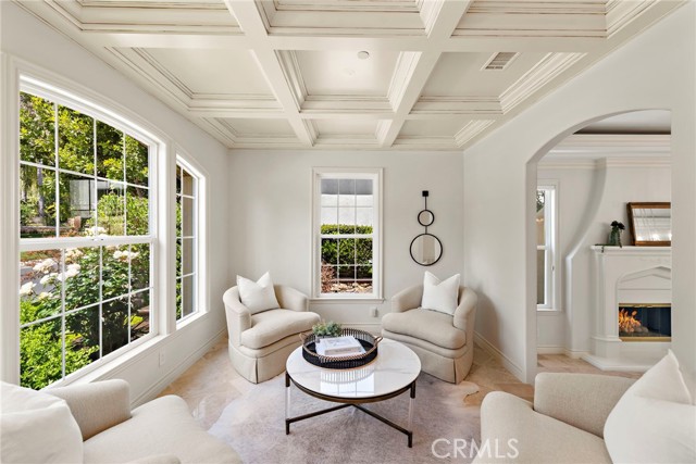 10 Corte Vizcaya, San Clemente CA: https://media.crmls.org/medias/cc2698c5-ac56-40f9-89ec-75b3138ada42.jpg