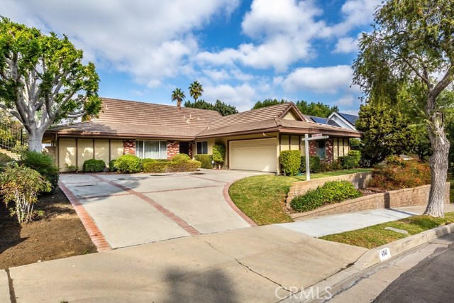 4041 E Country Canyon Rd, Anaheim Hills, CA 92807