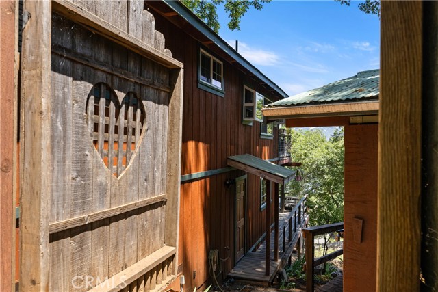3062 Riviera Heights Drive, Kelseyville CA: https://media.crmls.org/medias/cc276d04-c34b-4a0c-9bb6-014af132f8f0.jpg