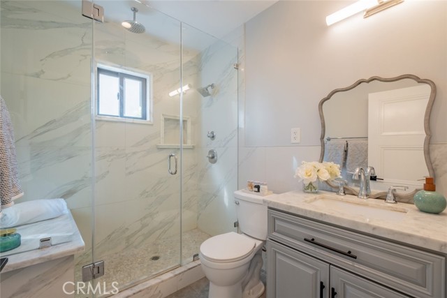 421 Mariposa Avenue, Sierra Madre CA: https://media.crmls.org/medias/cc27aff0-5e8b-46a2-a2da-a11aa0a697e8.jpg