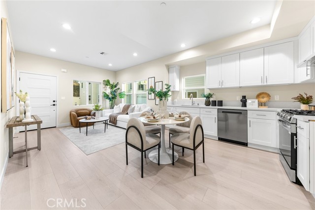 Detail Gallery Image 16 of 60 For 644 W Grand Ave, Pomona,  CA 91766 - 4 Beds | 3 Baths