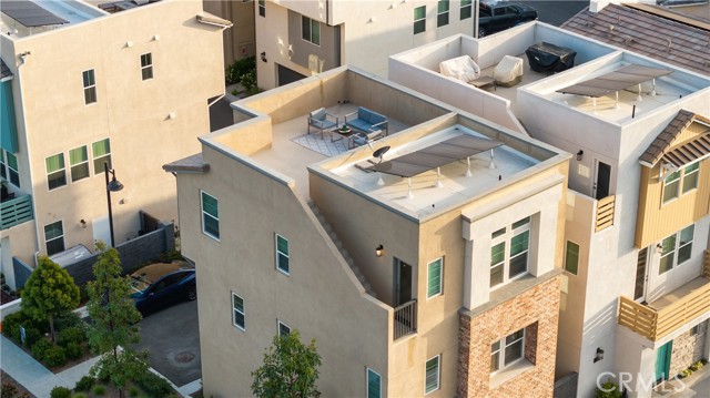 41 Stable Dr, Rancho Mission Viejo CA: https://media.crmls.org/medias/cc29c1eb-84cb-4ba9-9232-4ca83e88ee6e.jpg