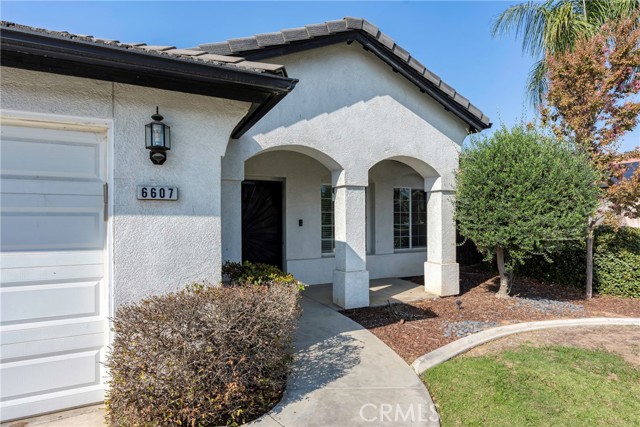 Detail Gallery Image 5 of 52 For 6607 Radio Flyer, Bakersfield,  CA 93312 - 3 Beds | 2 Baths