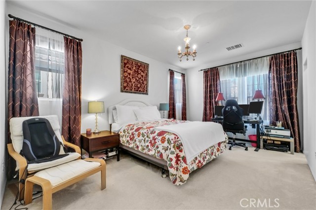 Detail Gallery Image 8 of 14 For 329 N Fenimore, Azusa,  CA 91702 - 3 Beds | 2/1 Baths