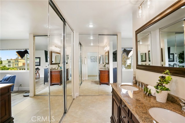 617 Iris Avenue, Corona del Mar CA: https://media.crmls.org/medias/cc2b6751-65eb-4484-889f-b2eddb455180.jpg