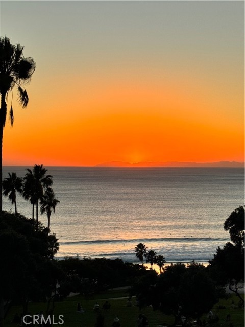 38 San Raphael, Dana Point CA: https://media.crmls.org/medias/cc2bcadf-5c36-42c0-a11f-2aa12cf58488.jpg