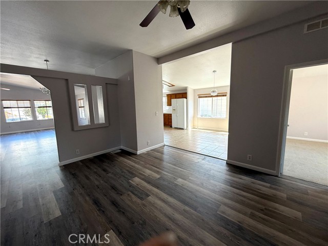 Detail Gallery Image 8 of 48 For 1750 W Citracado #152,  Escondido,  CA 92029 - 4 Beds | 2/1 Baths