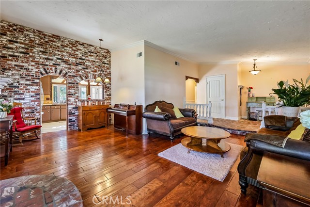 Detail Gallery Image 14 of 59 For 2490 Michigan, Claremont,  CA 91711 - 4 Beds | 2 Baths